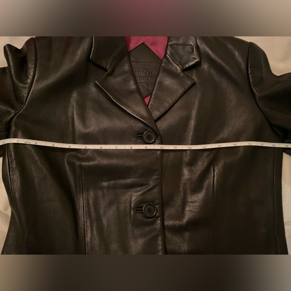 Leather Blazer - Excellent condition size Small - Picture 12 of 12